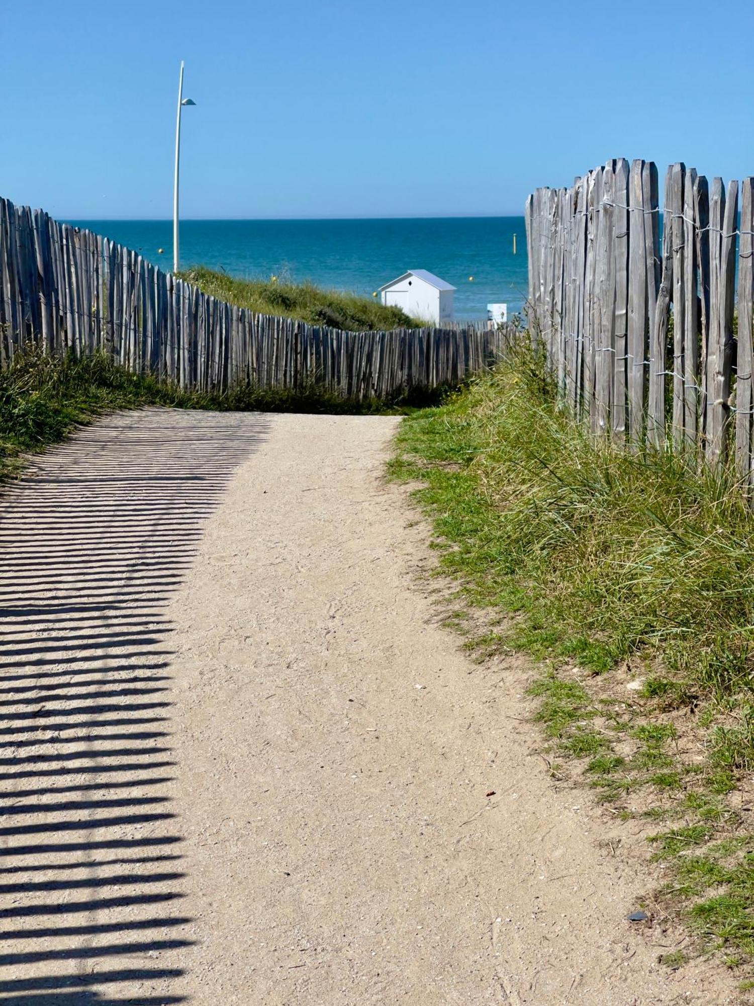 Cabourg Plage A 200M Plage Bagian luar foto